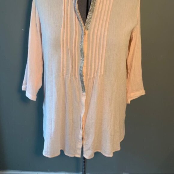 Chico’s Button Down Blouse Light Pink Beaded - Picture 4 of 9